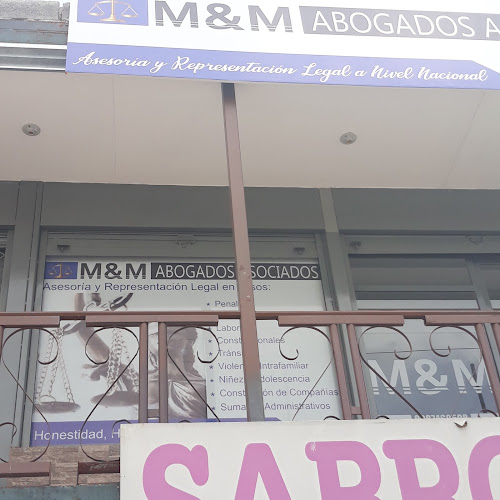 M & M - Quito