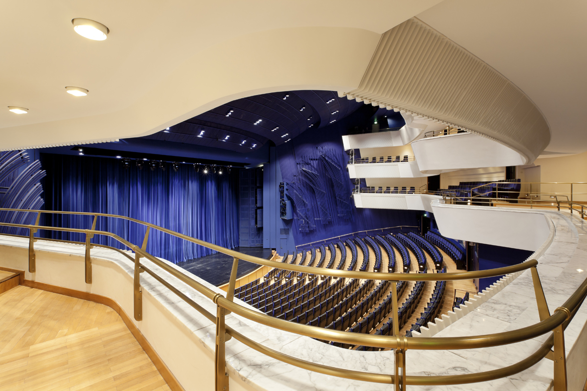 Aalto-Musiktheater Essen3.jpg