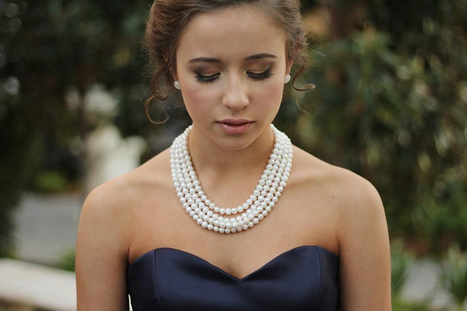 Woman, Model, Pearl Necklace, Glamour, Attractive