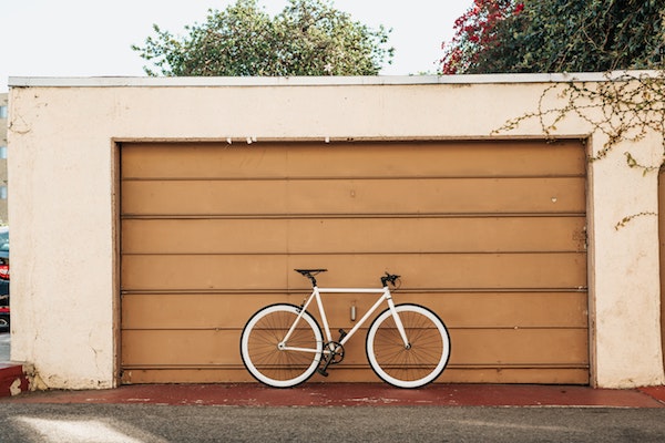 warna cat garasi rumah minimalis