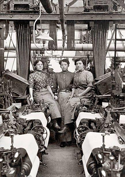 A group of men sitting on motorcycles

Description automatically generated with low confidence