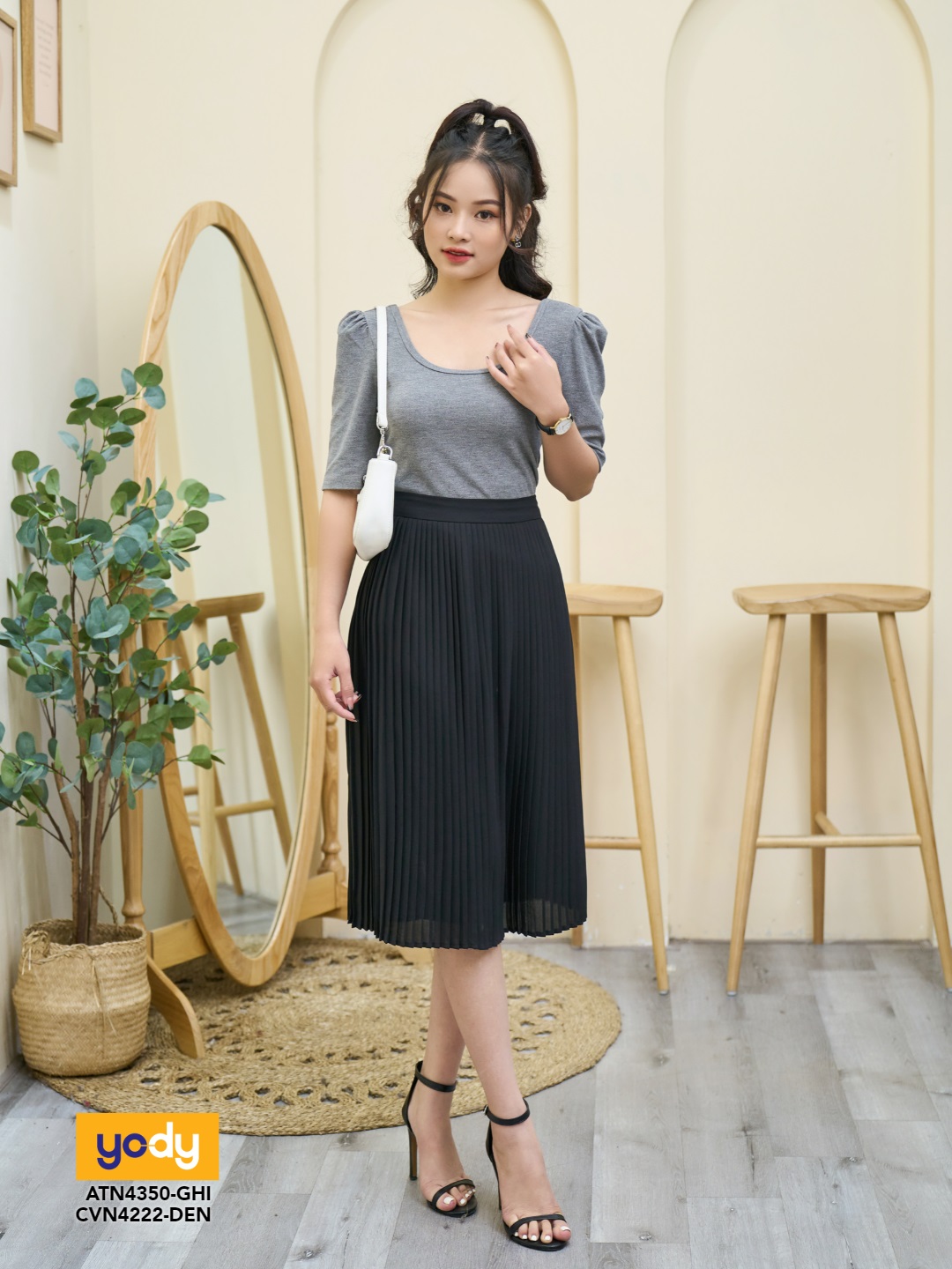 Chân Váy Xòe Dài Xếp Ly Lưng Thun