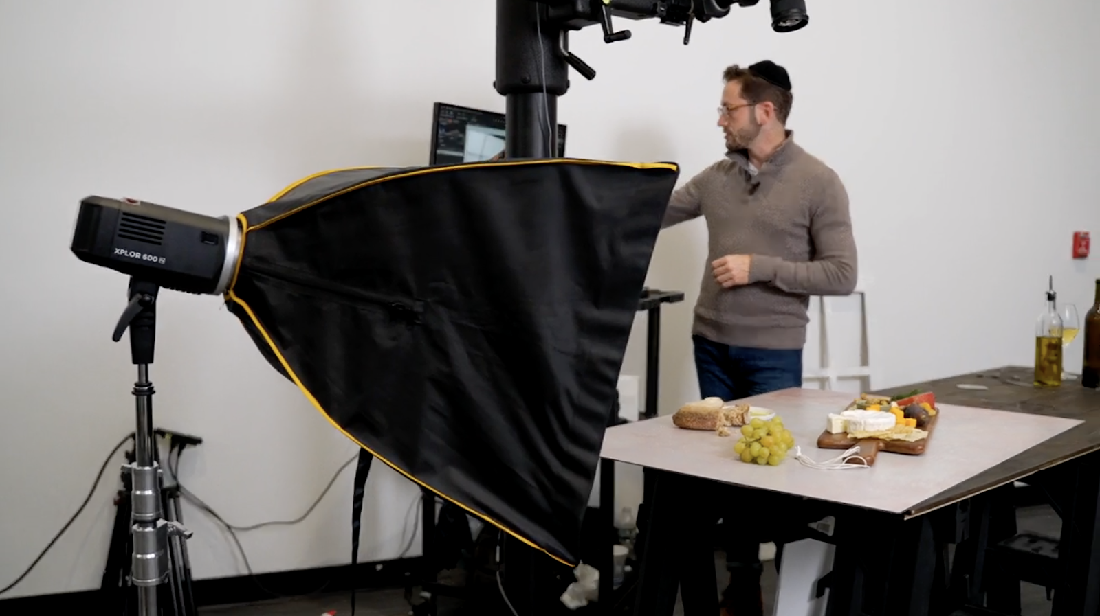 Photographer Hudi Greenberger in studio.