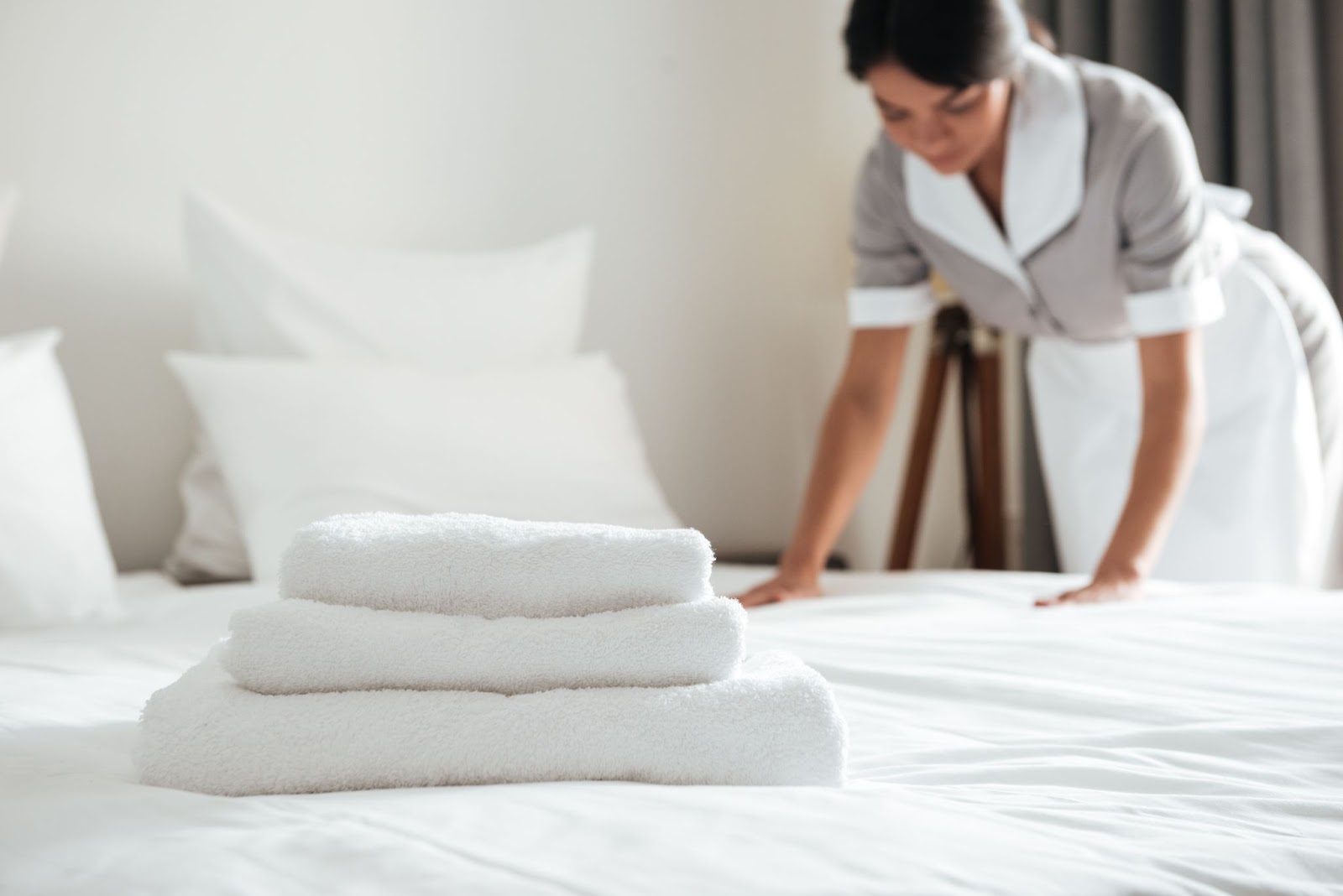 hotel housecleaning supplies