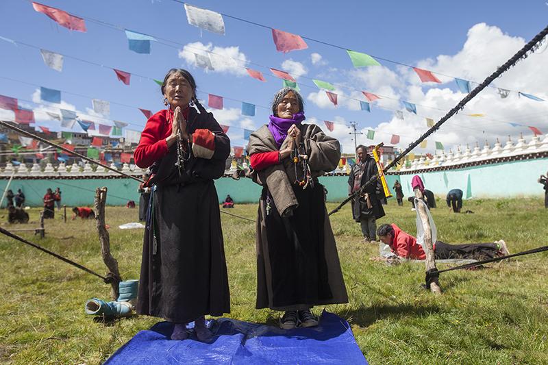 http://religionnews.com/wp-content/uploads/2017/07/webRNS-TIBETAN-PRAYER19-072017.jpg