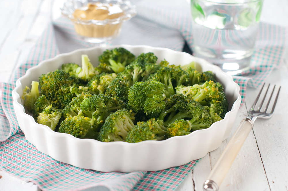 Narabar damage Efficient Broccoli sote cu unt, lămâie și usturoi - Blogul Glovo