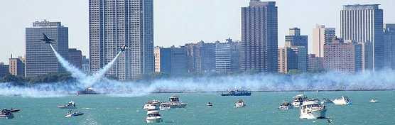 US_Navy_Blue_Angels_Performing_At_The_Chicago_Air_&_Water_Show