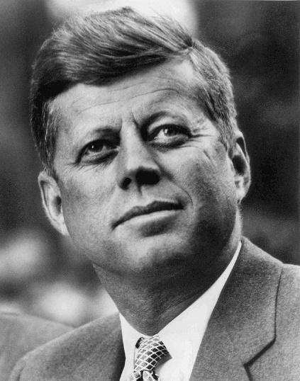 http://upload.wikimedia.org/wikipedia/commons/thumb/5/5e/John_F._Kennedy%2C_White_House_photo_portrait%2C_looking_up.jpg/640px-John_F._Kennedy%2C_White_House_photo_portrait%2C_looking_up.jpg