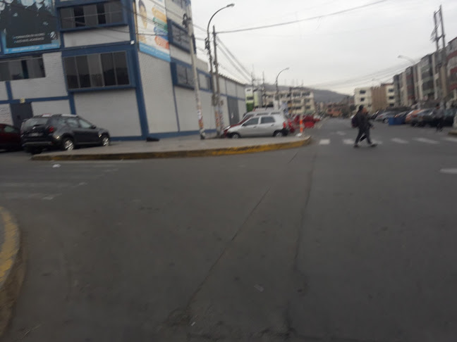Laboratorio de Suelos, Concreto y Asfalto - GEO PERU INGENIEROS CONSULTORES - Lima