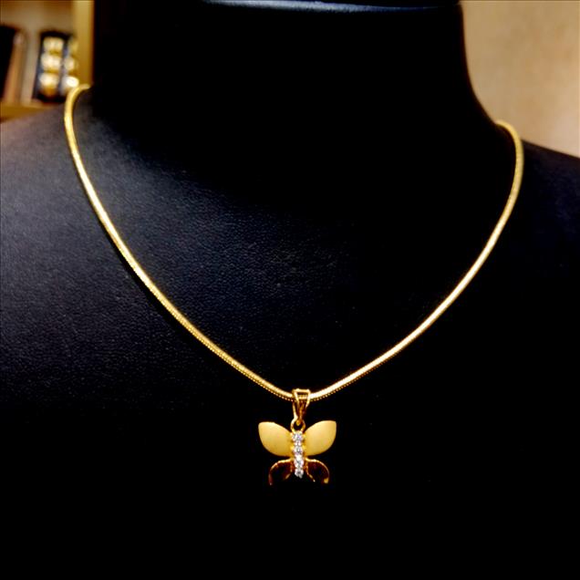 Gold Butterfly Pendant 