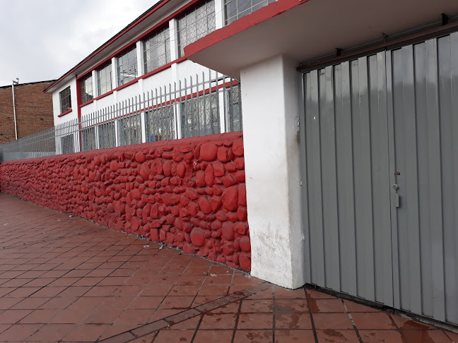 Opiniones de Escuela Tres de Noviembre en Cuenca - Escuela