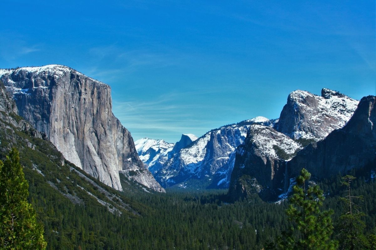 The classic Tunnel View at Yosemite, one of the best national parks to visit in the winter