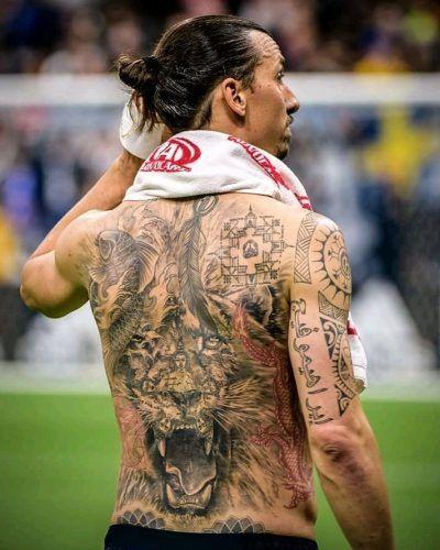 Lion' Ibrahimovic: If Man United Need Me, I'm Here | Jogadores de futebol,  Ibrahimovic wallpapers, Desenhos para tatuagem masculino