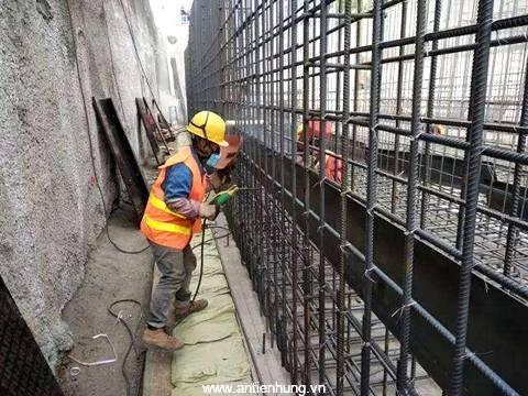 Thi công chống thấm mạch chấm dứt bê tông