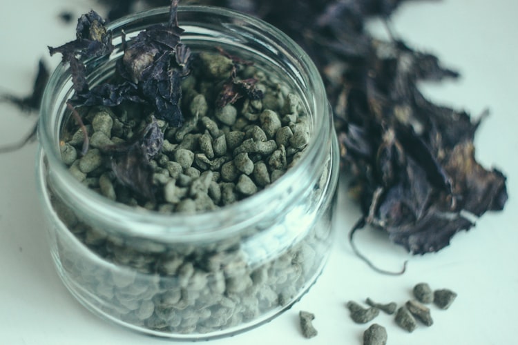 6 Great Health Benefits Of Drinking Oolong Tea - Alvinology