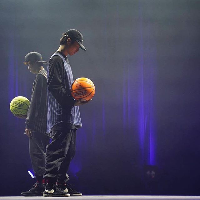 まるでダンス チームで行うフリースタイルバスケットボールとは Hoops Japan Basketball Media