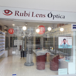 Rubí Lens