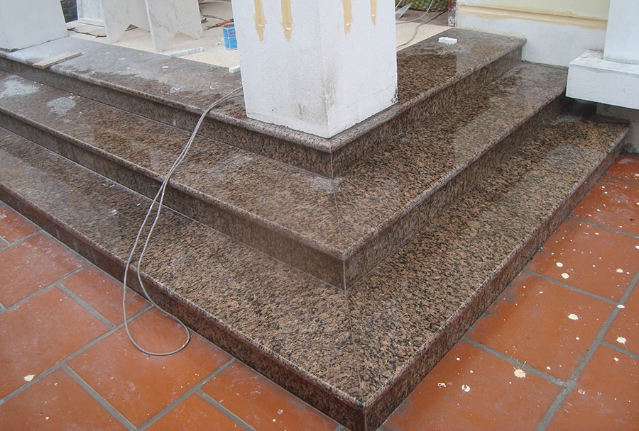 Mẫu ốp đá granite bậc tam cấp