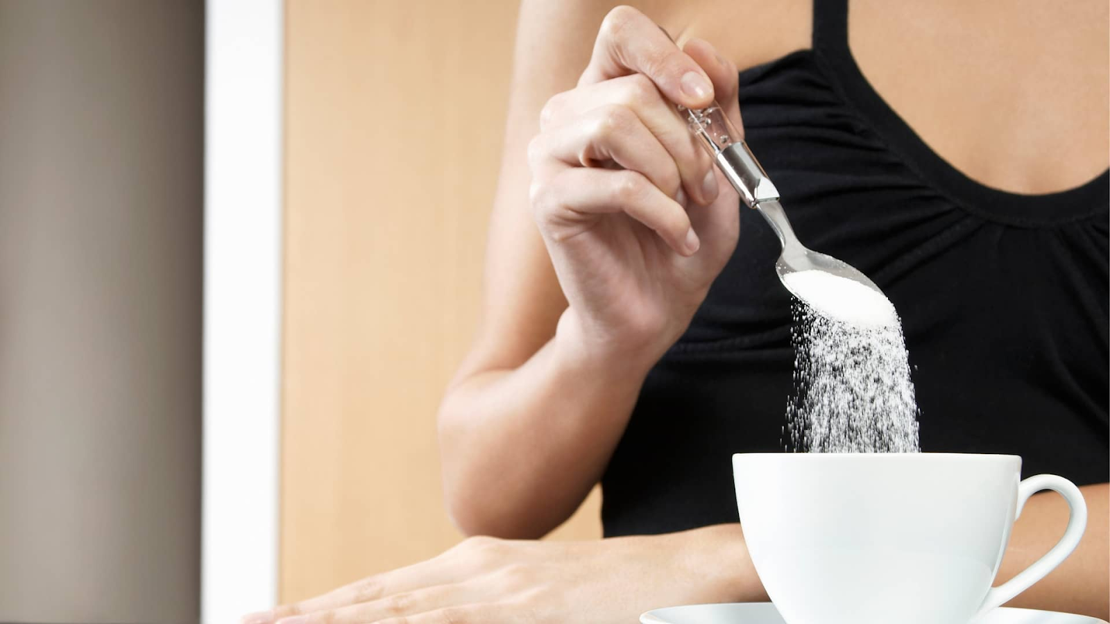 “Sugar with Your Skin”น้ำตาลทำร้ายผิวและร่างกายและอย่างไร?ทำไมมันจึงเป็นจุดเริ่มต้นของสุขภาพที่แย่และผิวไม่สดใส?1