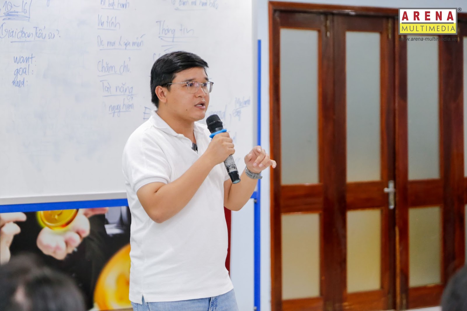 Hơn 100 bạn trẻ học cách “Làm phim 0 đồng” từ A đến Z cùng Đạo diễn Võ Thanh Hòa