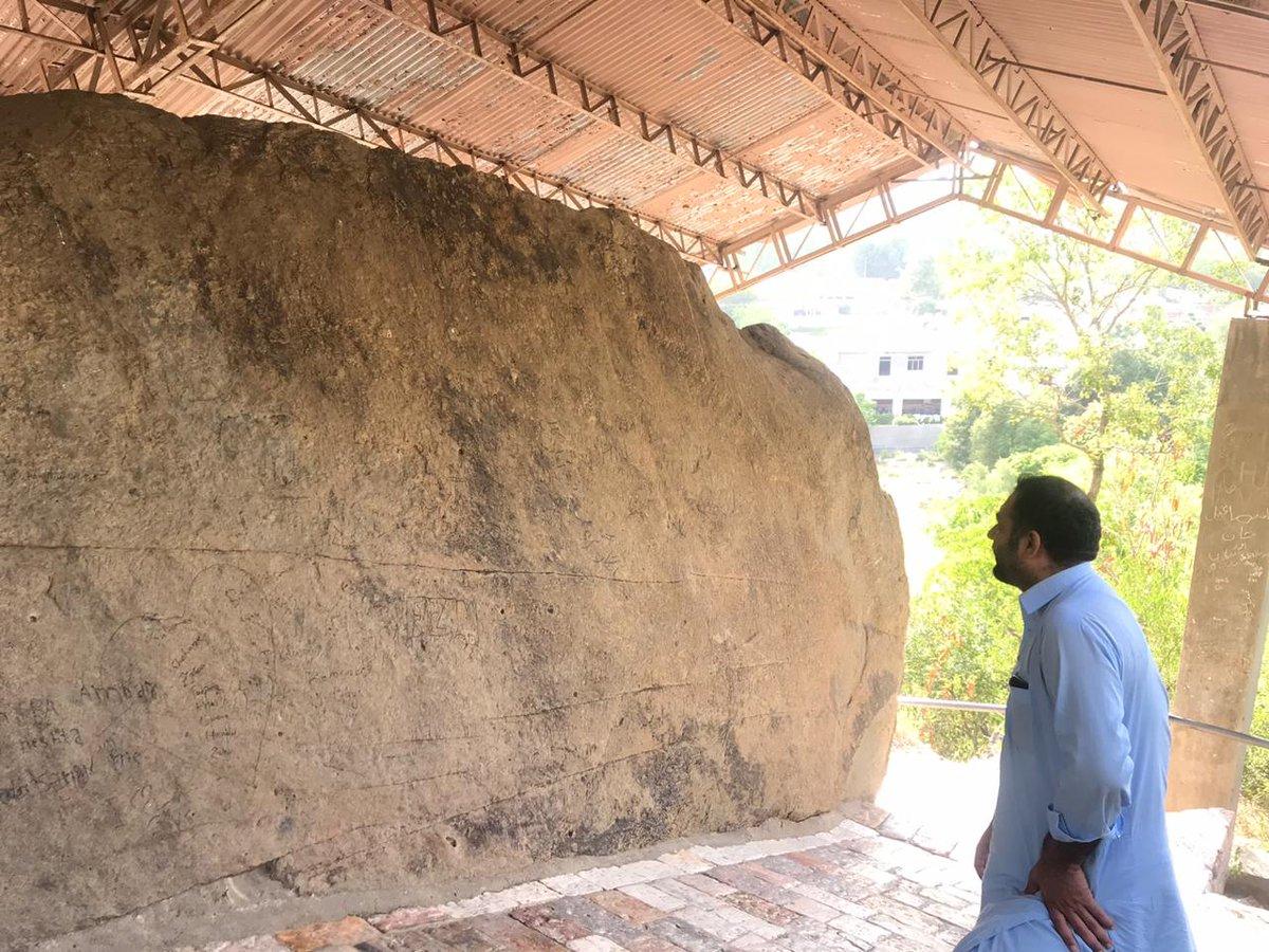 Thread by @ShafeeqGigyani, Visited Asoka (272 - 235) Rock Edicts Shahbaz  Garhi MardanTwo stones having [...]