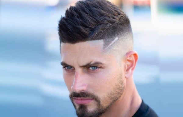 potongan rambut pria yang cocok untuk wajah bulat pria