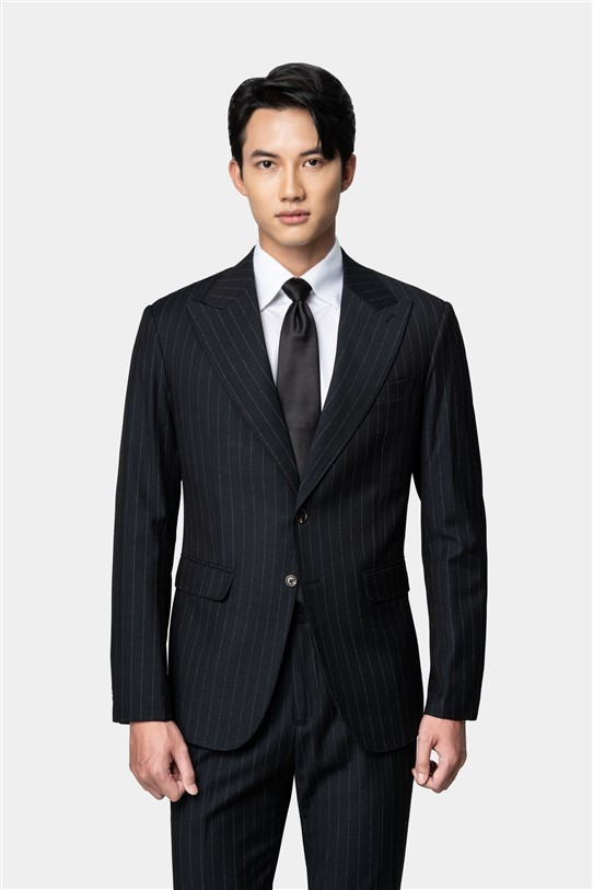 Suit kẻ phong cách