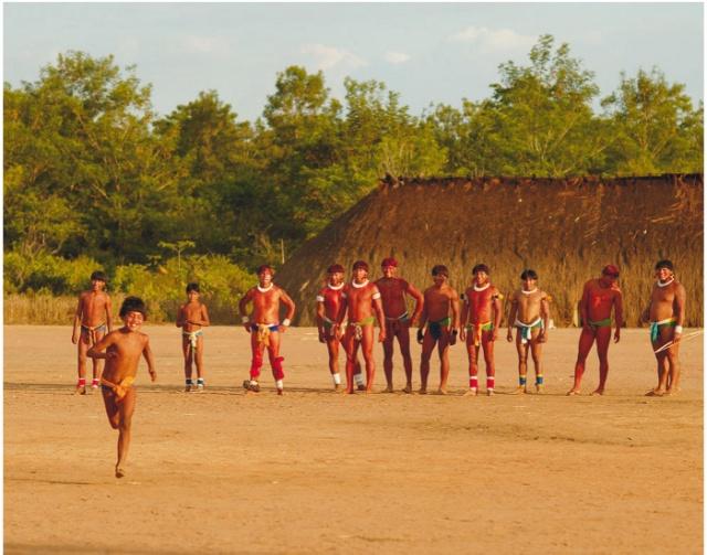 Conheça jogos e brincadeiras de vários povos indígenas | Meu Vo(o)  Apolinário