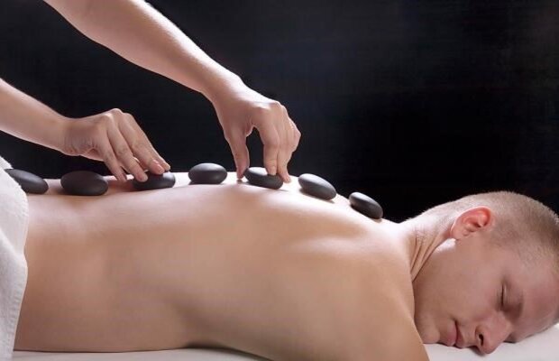 Massage từ a đến z ở Bình Dương - Monami Clinic