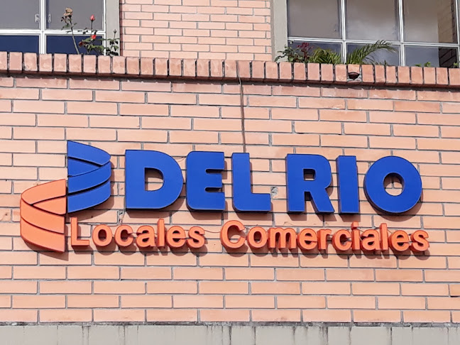 Opiniones de Del Río Locales Comerciales en Cuenca - Centro comercial