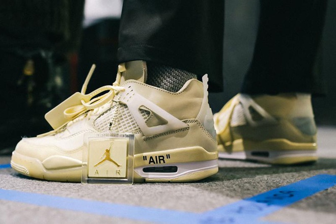 Nike Air Jordan 4 Off White Sail thiết kế mạnh mẽ và trẻ trung