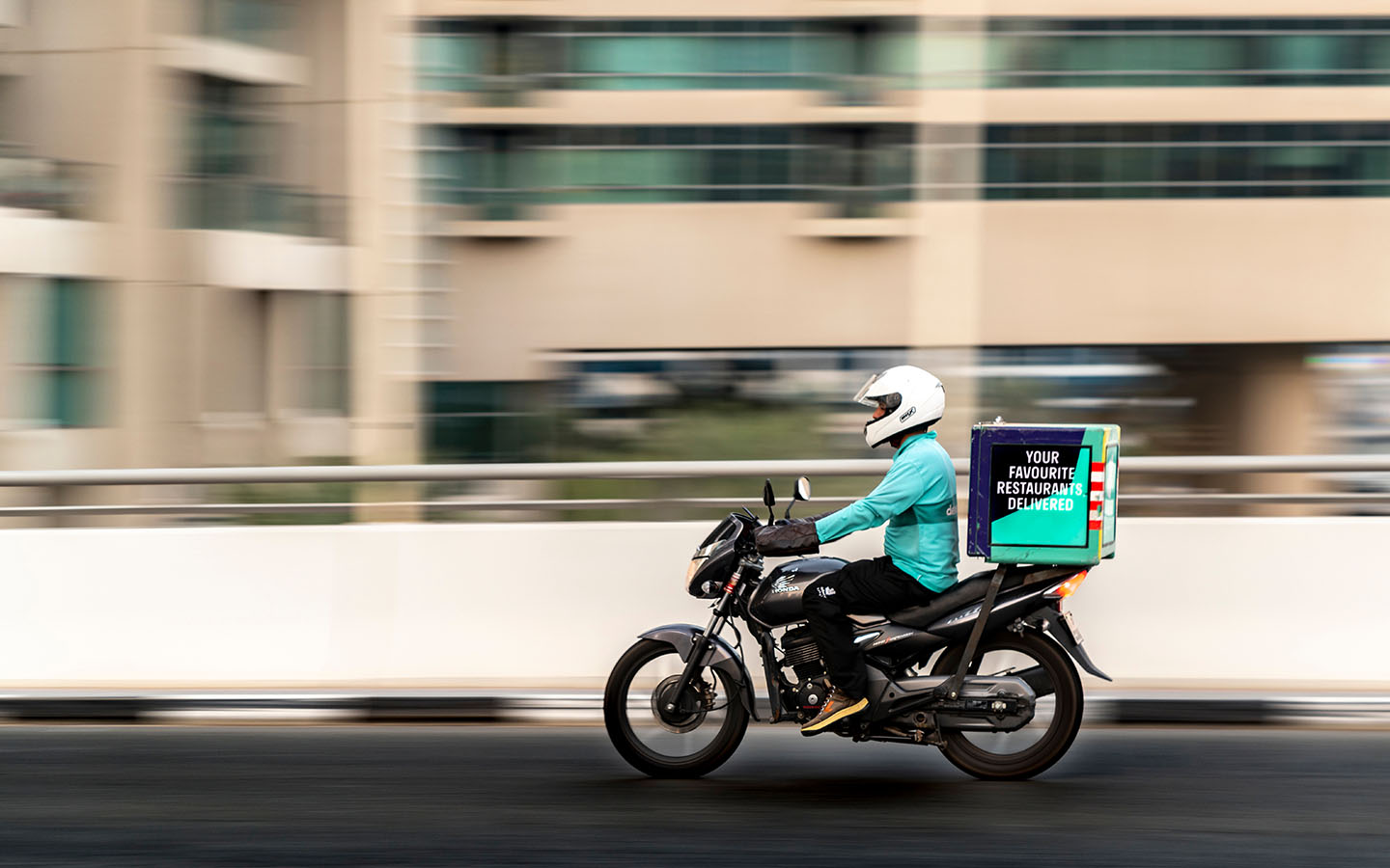 the Delivery Riders Hub in abu dhabi is a collaboration between DMT, non-profit organisations and private sector
