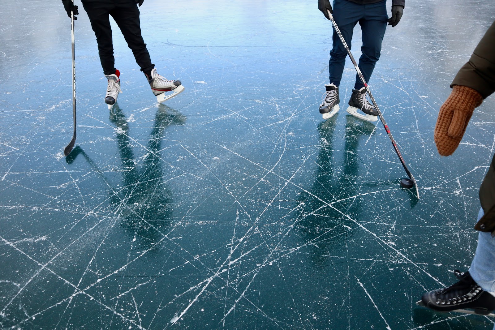 lake hockey