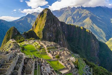 Machu Picchu (Peru). Paisagem localizada nas montanhas da Cordilheira dos Andes