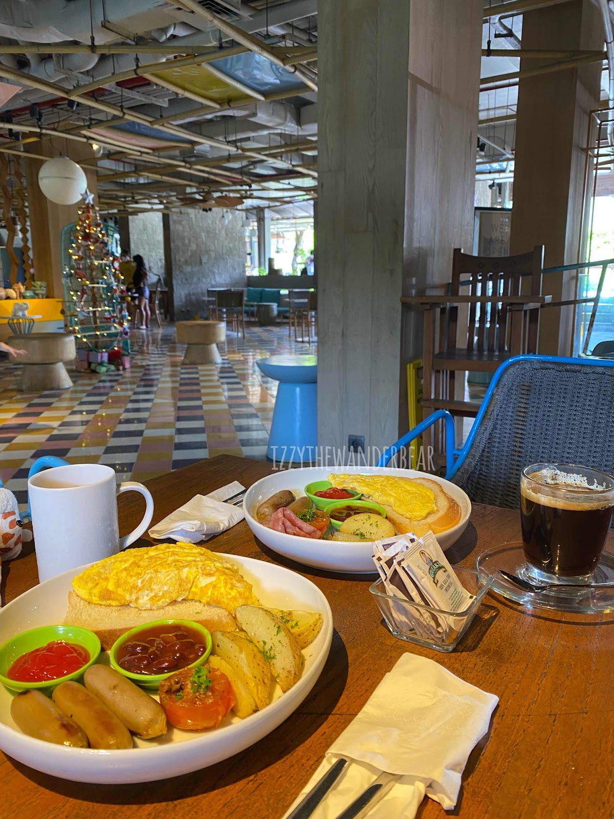 Tijili Seminyak Hotel - Kakatua Tropic Lounge - Breakfast