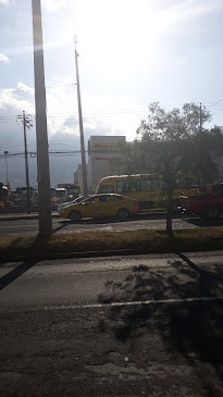 Av. Galo Plaza Lasso N54-51 y, Quito 170502, Ecuador