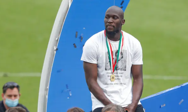 Lukaku had excellent goalscoring form in the 2020-21 Serie A season, as he scored an impressive 30 goals in 44 appearances in all competitions. He was named Inter's player of the season after winning the Scudetto. 