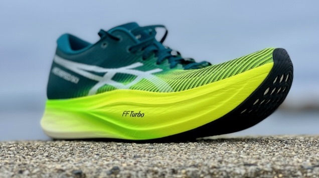 Road Trail Run: ASICS Metaspeed Sky+ Multi Tester Review – Is More Better?  9 Comparisons