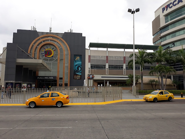 Centro Comercial Aeroplaza, Avenida de Las Américas, Guayaquil 090513, Ecuador