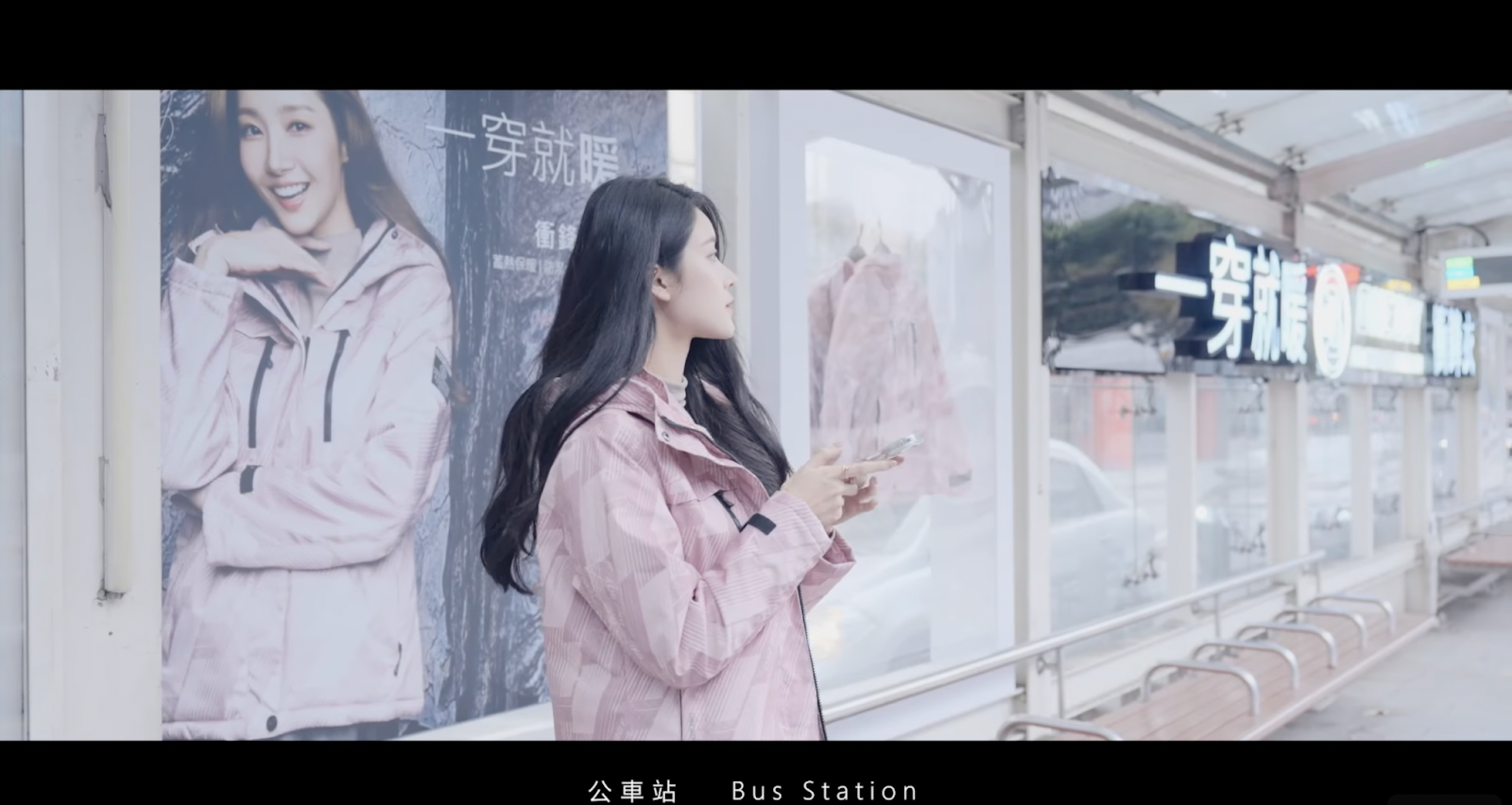 ONE BOY 行銷-公車站