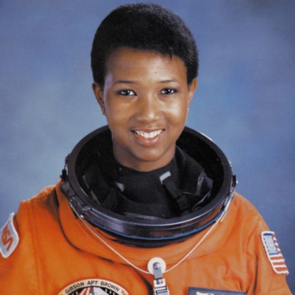 Mae C. Jemison - Quotes, Facts &amp;amp; Life - Biography