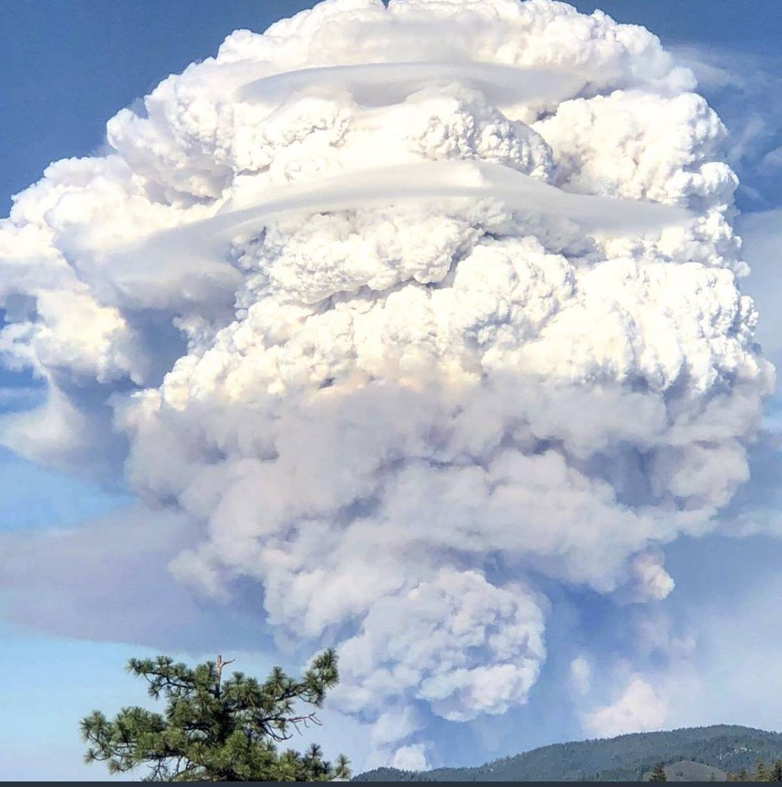 Pyrocumulonimbus cloud over the 2018 Carr Fire