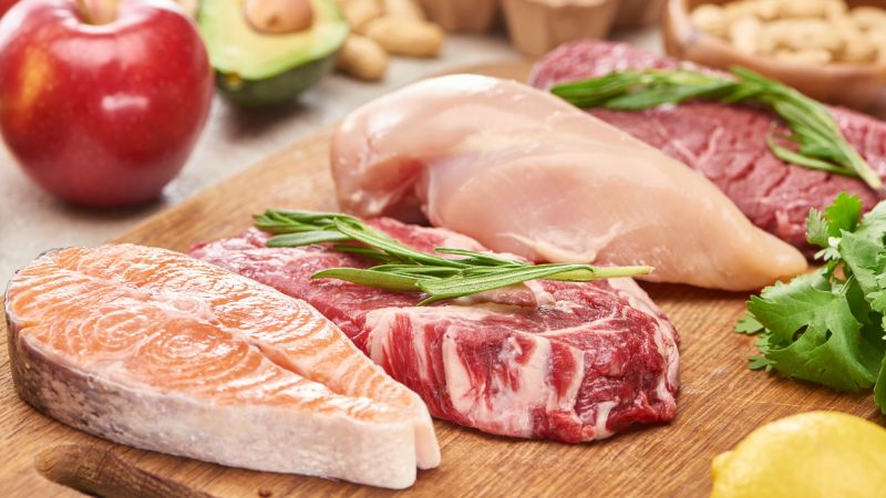 Ăn nhiều thịt và cá để bổ sung Creatine để phục hồi cơ