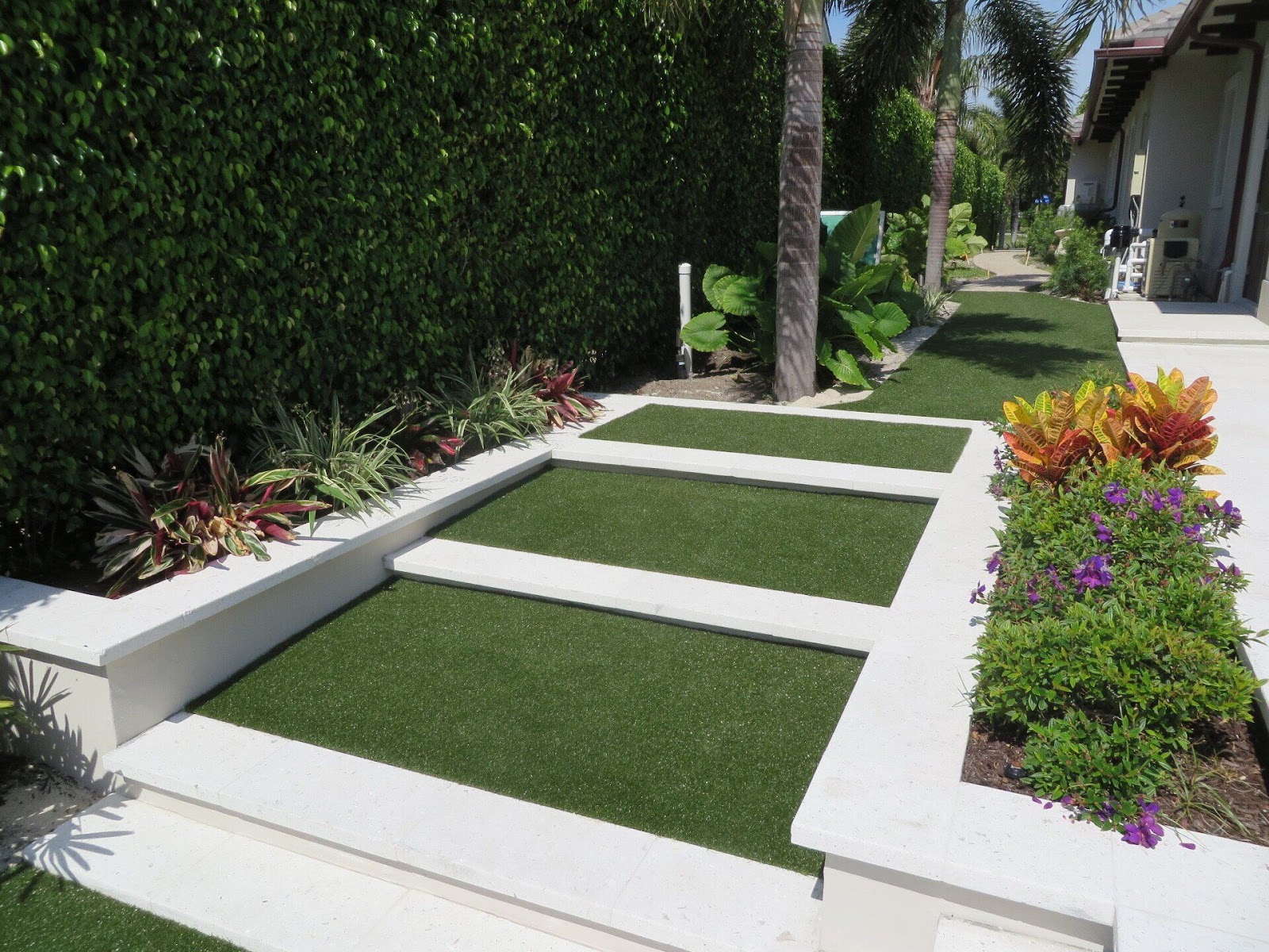 artificial turf