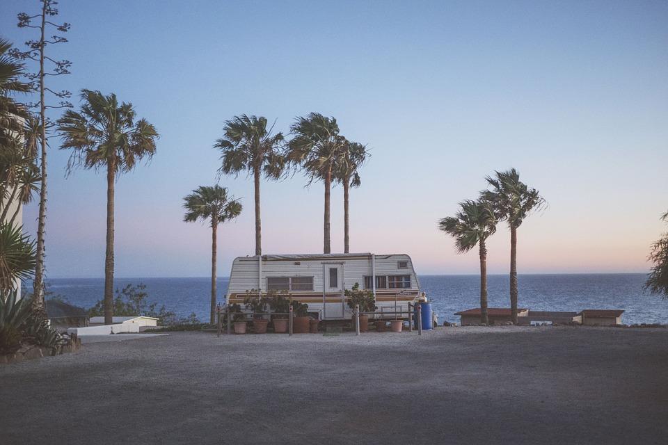 Rv, Camper, Palm Trees, Summer, Ocean, Sea, Horizon